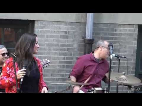 Promotional video thumbnail 2 for Son de Brooklyn