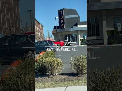 TOPS DINER, EAST NEWARK, NEW JERSEY |#njeats #nj #topsdiner #thingstodoinnj | SAMOYA COCHRANE