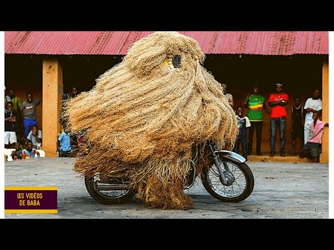 INCROYABLE, CET ESPRIT VODOUN BENINOIS CONDUIT UNE MOTO 😱😱