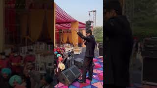Gurnam bhullar singing waake song live in wedding show