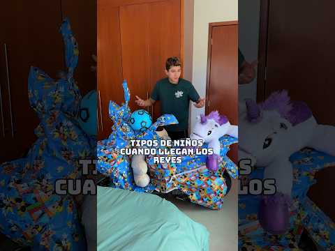 Tipo de NIÑOS 👶 CUANDO LLEGAN LOS Reyes 🤴!! Que les trajeron?