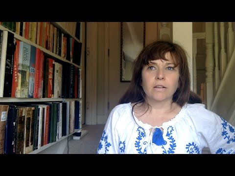 What are main clauses and subordinate clauses?