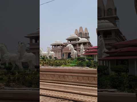 commet me btaeye kha bn rha hai ye madir👍👍👍👍👍🎉🎉🎉🎉