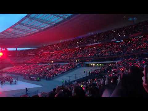190607 BTS speak yourself tour @Paris - French Armys during Mic drop