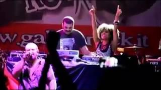 99 Posse - El pueblo unido live a GallinaRock 2015