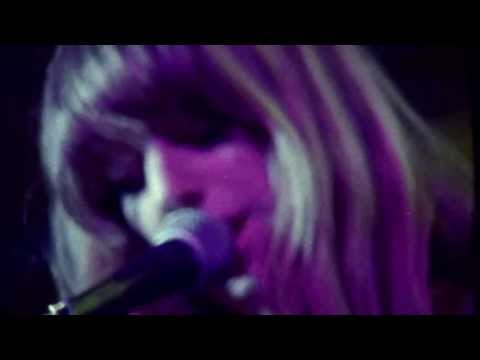 Ringo Deathstarr - Two Girls (Super8 Film)