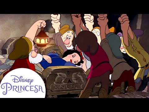 Despertando a Blancanieves | Blancanieves y los Siete Enanitos | Disney Princesa