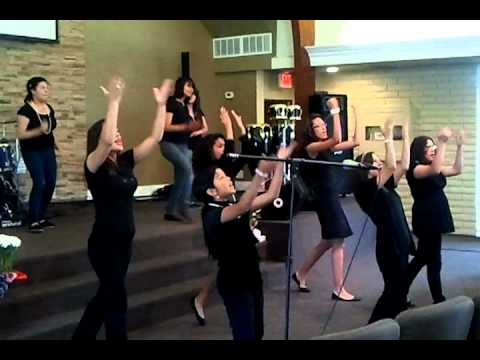 dancing/singing: girando hacia ti