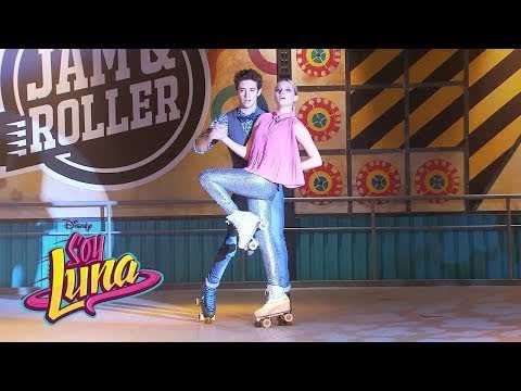 Soy Luna 1 - Competencia de Patinaje #1 - Ámbar y Matteo patinan Mírame A Mí (Capítulo 11)