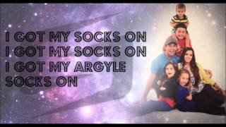 Shay Butler ft. Emily Valentine and Duke WestLake - THE SOCKS SONG! Lyrics