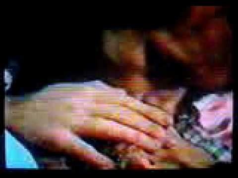 General Hospital Scene: Luke & Laura Kiss