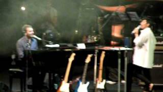 Cesare Cremonini + Malika Ayane @ Bologna 23.03.10 {Believe in love}