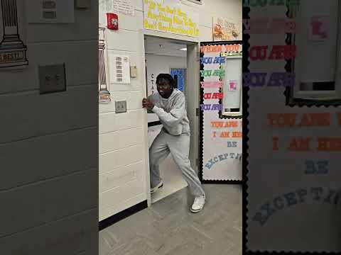 Can't even eat in peace! #highlight #teacher #school #funny #trending #comedy #food