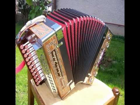 J. Krahulec a R. Skrutek - Slnko zašlo, mesiac vyšiel.avi