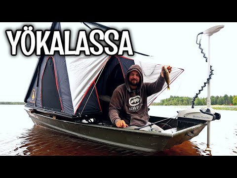 YÖVYTÄÄN VENEESSÄ JA KALASTETAAN AHVENTA - YÖKALASSA PAPINJÄRVELLÄ - ORKA MIKROJIGIT