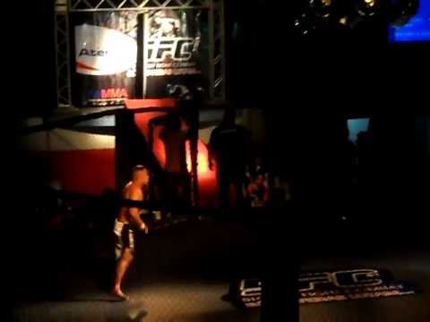 Eliton Gama - Clube Sevalho - entrada.AVI