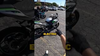 Download lagu Kawasaki Ninja E-1 vs Kawasaki Ninja 400 mp3 Download lagu Kawasaki Ninja E-1 vs Kawasaki Ninja 400 mp3