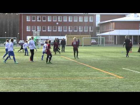 YIlves Sininen - HJS Sininen 8-3 (D13 Ykkönen Soppeenharju 22.4.2015)