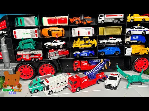 Big Black Car Carrier Collects Diecast Vehicles! 【Kuma's Bear Kids】