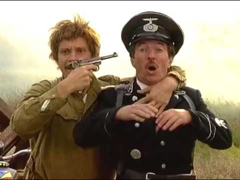 Маски в партизанском отряде