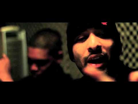 Dynamic & Cookie - Hustle Hard [Studio Video]
