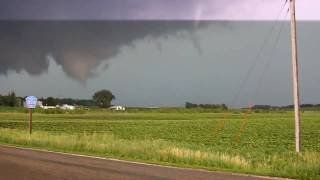 preview picture of video 'Tornado activity in North Central Iowa June 17th, 2010'