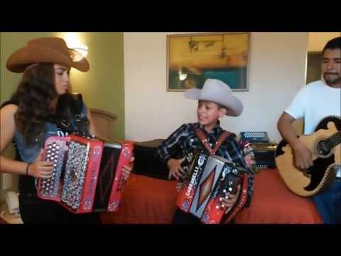 Popurrí de huapangos - Valeria Torres con Ivan Flores