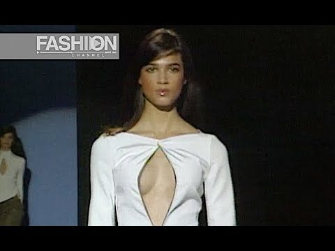 CAROLINA HERRERA Spring Summer 2000 New York - Fashion Channel