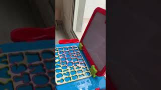 Doania try to organize the letters