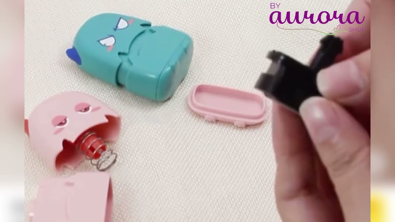 Como usar o carimbo de monstrinho / personalizado pra roupa /uniforme infantil