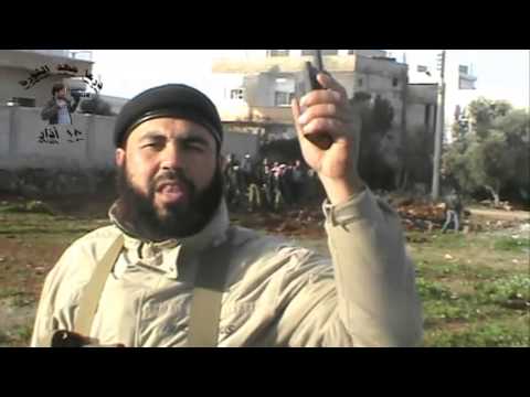 مقطع ميداني يظهر فيه إسماعيل المصري في جبهة درعا البلد قبل إصابته بعدة ساعات