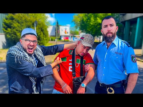 Abu Antar und sein Talahon Sohn ⎮ Younes Jones