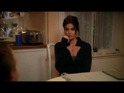 Desperate Housewives 6x13 "How About a Friendly Shrink" : What if he's slow? [HD]