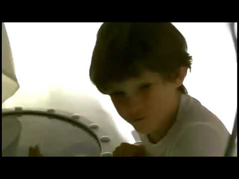 ET The Extra Terrestrial Official Trailer