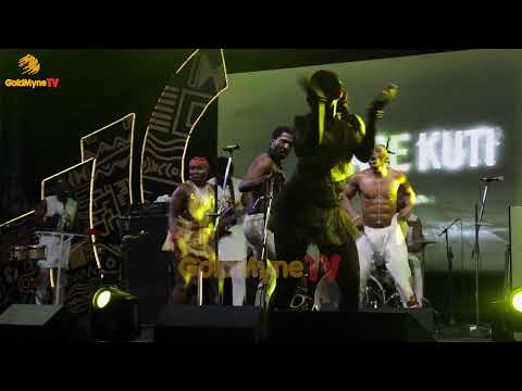 MADE KUTI PERFORMS FELA'S 'PALAVA YOU DEY FIND' AT TROPHY'S NO DNA NEEDED ORIGINAL BLACK PARTY