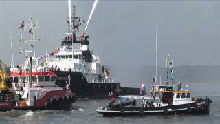 preview picture of video 'Dag van de Zeesleepvaart 2010 Maassluis (part 2)'