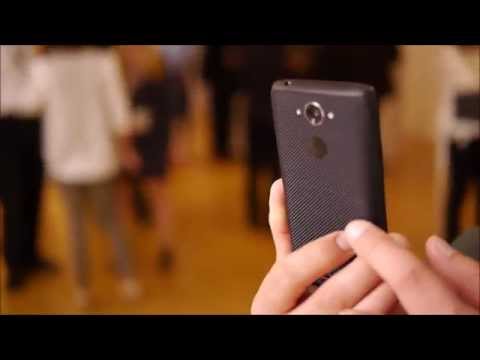 Motorola DROID Turbo demo