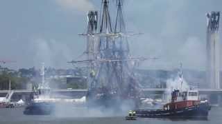 preview picture of video 'Le Götheborg arrive dans le port de Rouen'