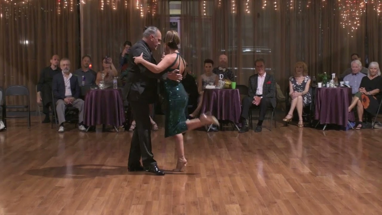 Pancho Martinez Pey & Yuliana Basmajyan at Milonga Gavito 1/3