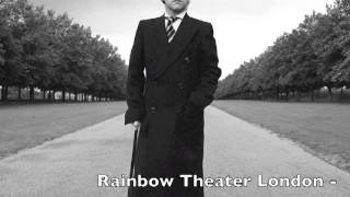 20. Elton John - I Feel Like A Bullet In The Gun - (Live at Rainbow Theater London - 05-07-1977)