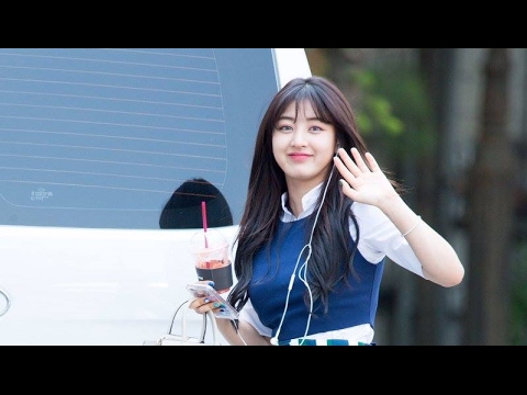 TWICE Walking On the street With "Signal" Uniform 170528