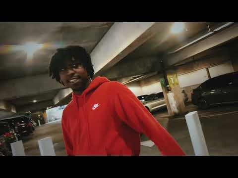 fsekye - BWIZZ FLOW (Official Video) [Dir. H3yytino]