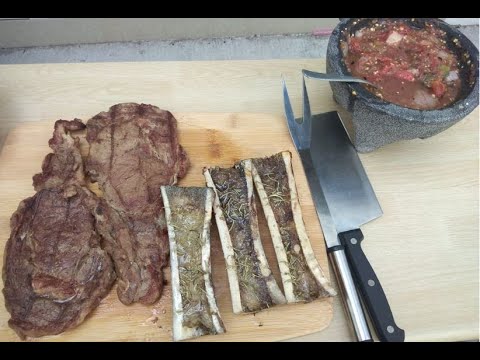 Como hacer Tacos de Rib Eye asado con Tuétano y Salsa en Molcajete