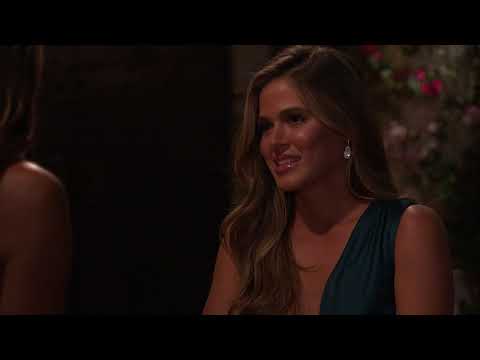 Deleted Scene | JoJo Fletcher Helps Tayshia Adams Break Down the 2-on-1 Date - The Bachelorette