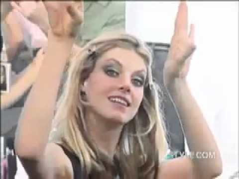 Styledotcom Versace ReadyToWear Spring 2007