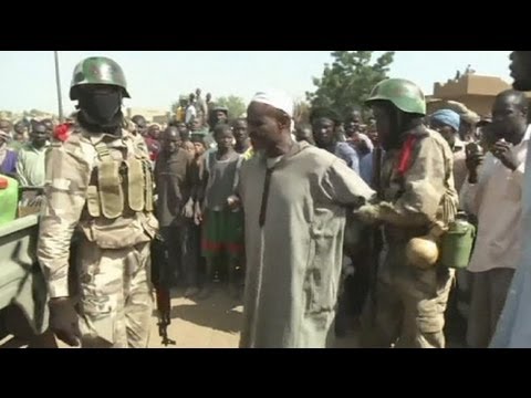 Chasse aux islamistes et scènes de pillage à Gao