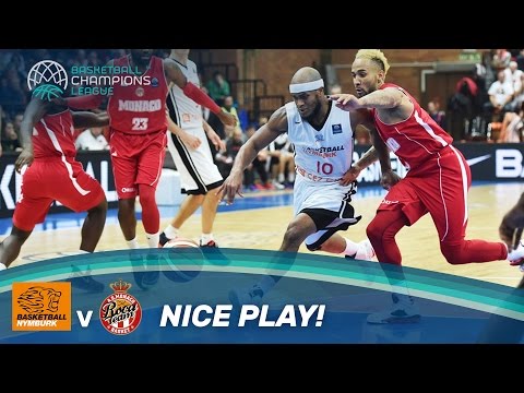 Lawrence cuts through AS Monaco defense with ease