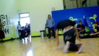 Super Cr3w showin us a little some thing with KHZ b boy freaky