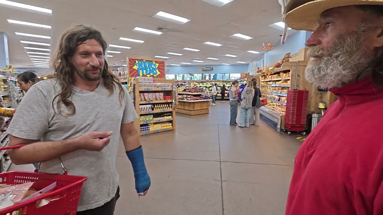 Trader Joe's - Санта Круз, блогеры и Саша делают покупки