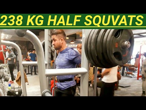 Raju Palwan Pilibhit Haf suqvat 238 Kg 4 Reps .. in 366 Golb Gmy in Amritsar....